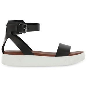 NWOB Mia Ellen Black Sandals, Size 6.5